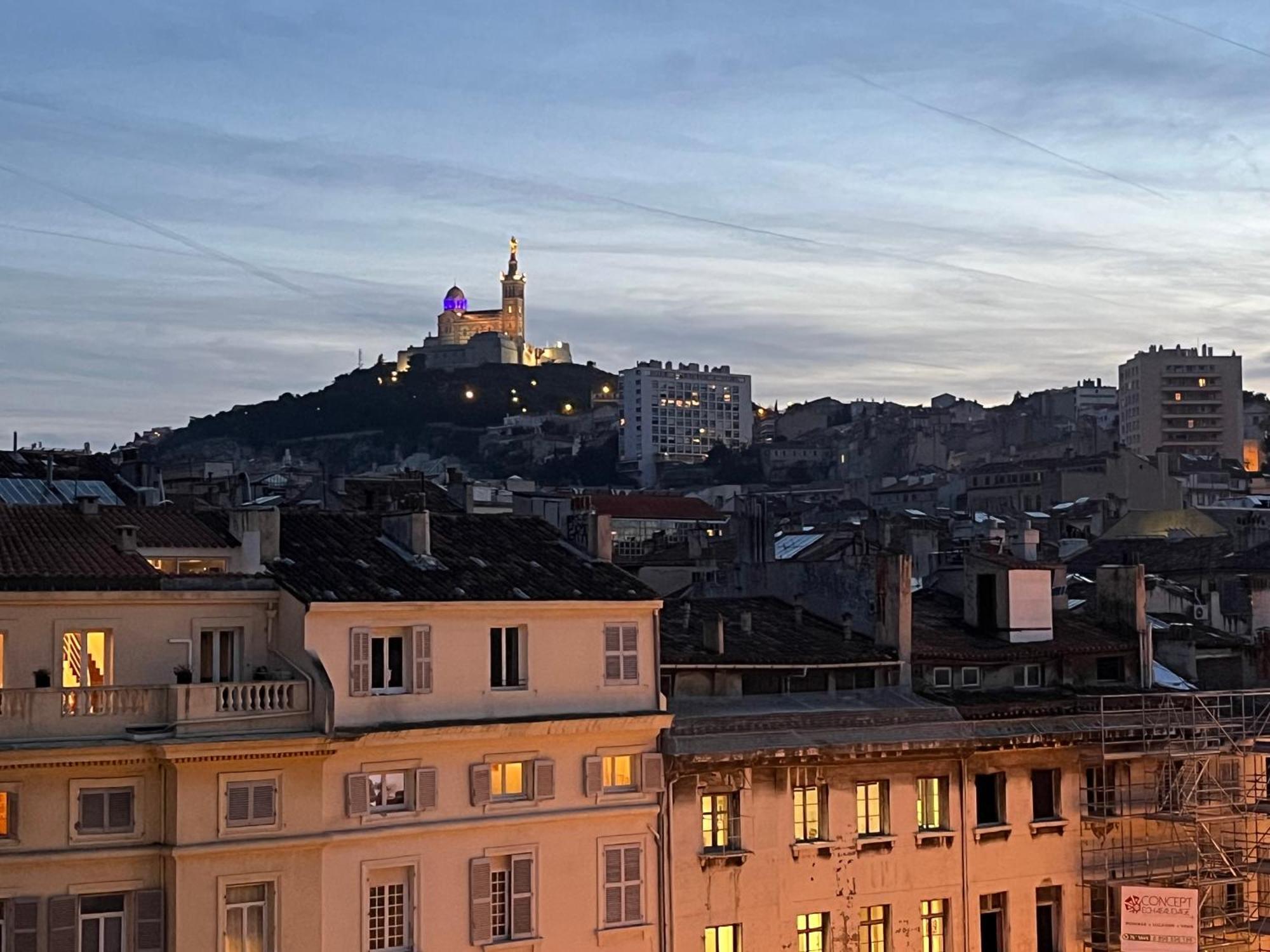 Loft Moderne Vue Vieux Port Terrasse Rooftop Appartement Marseilles Buitenkant foto